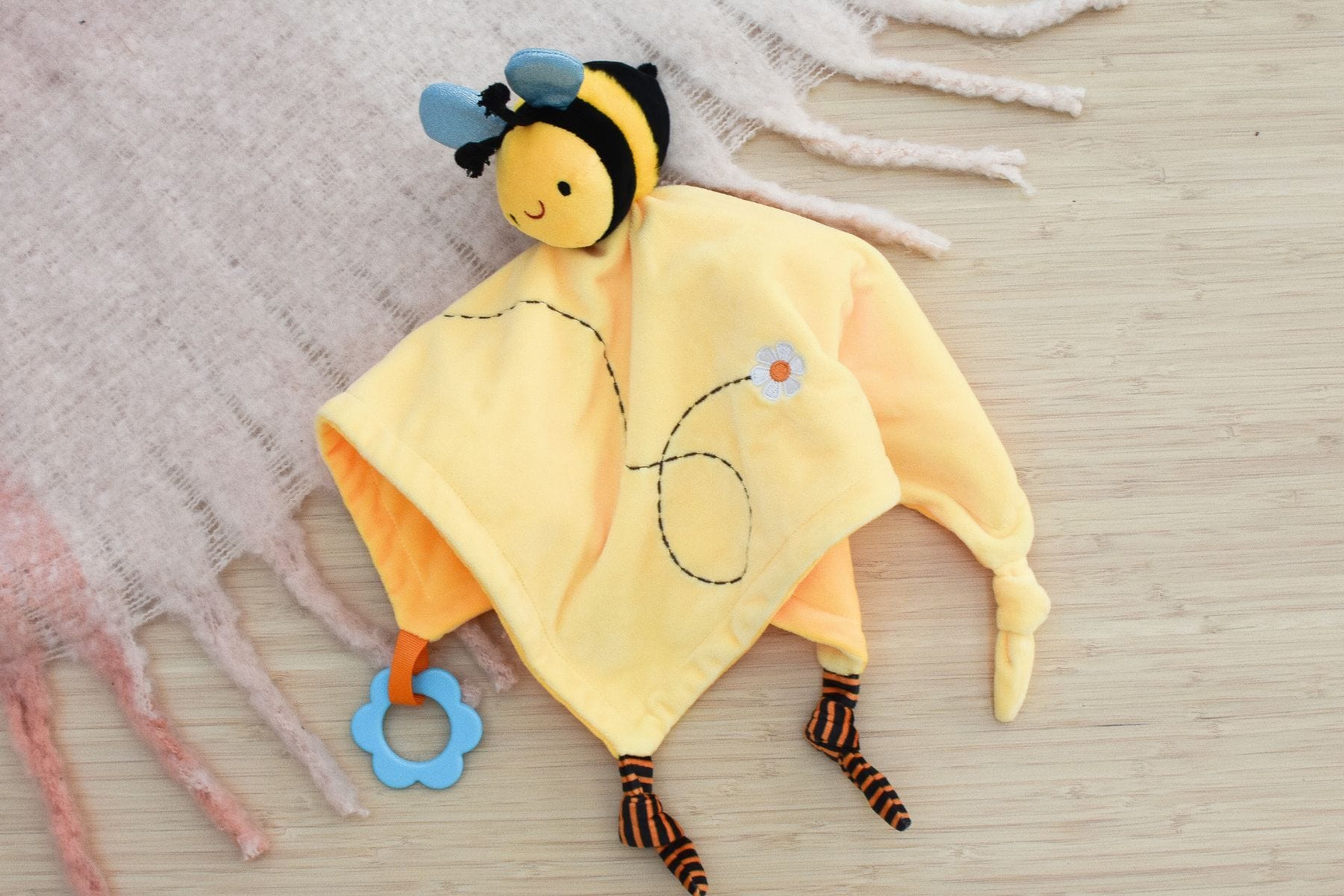 Kids Toy Chest Brand-Koala Dream, Gift-Baby Shower, Gift-Plush SNUGGLE BUDDY HUNNY BEE COMFORTER